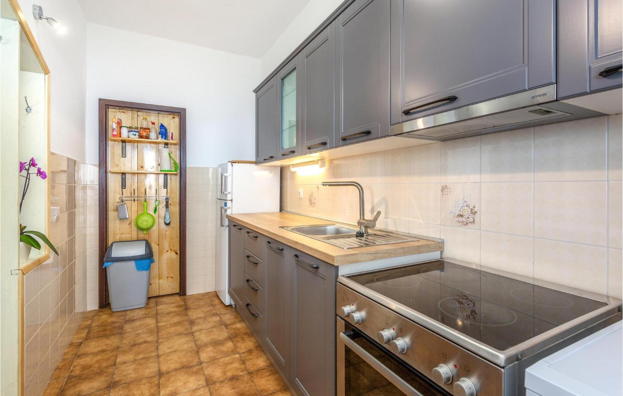 Nice Apartment In Lovran With Kitchen Exterior photo